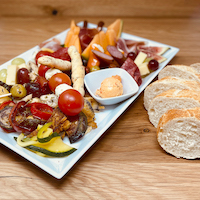 Antipasti-Kistle